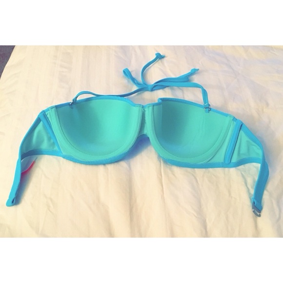 SOLD - Picture 3 of 3